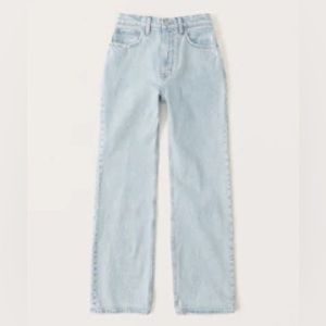 Abercrombie Curve Love High Rise 90s Relaxed Jean